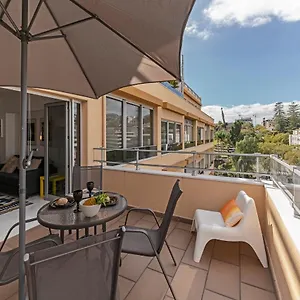 Apartment Arriaga I By An Island, Funchal (Madeira)