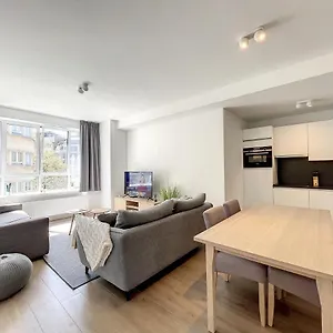 Cosy - Avenue Louise Apartment Brussels