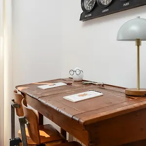 Jardim Flores Luxury Apartment Lisbon